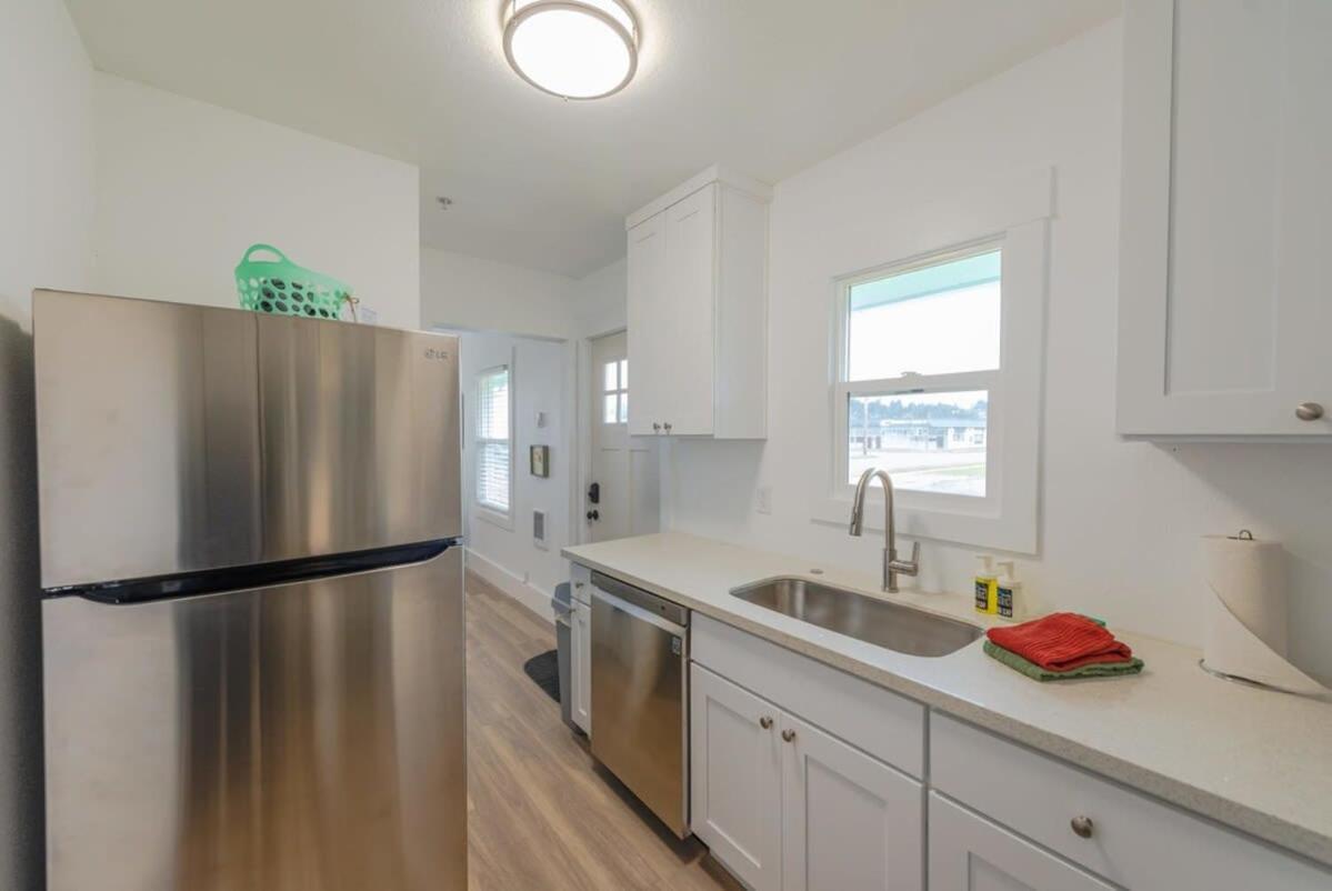 #Stayinmydistrict Coos Bay Cypress Cottage Eksteriør billede