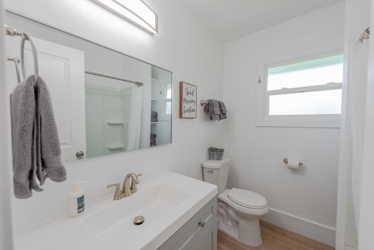 #Stayinmydistrict Coos Bay Cypress Cottage Eksteriør billede