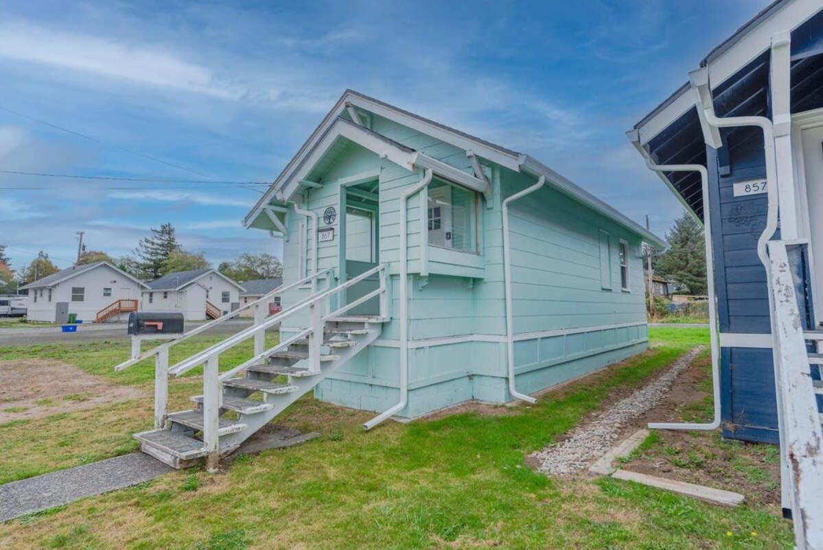 #Stayinmydistrict Coos Bay Cypress Cottage Eksteriør billede